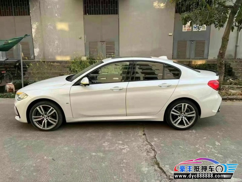 19年宝马1系轿车抵押车出售