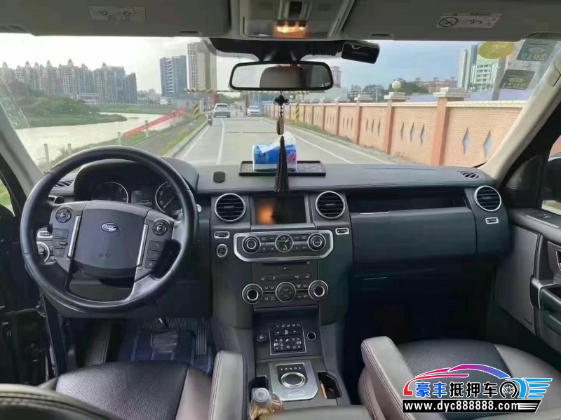 15年路虎发现4轿车抵押车出售