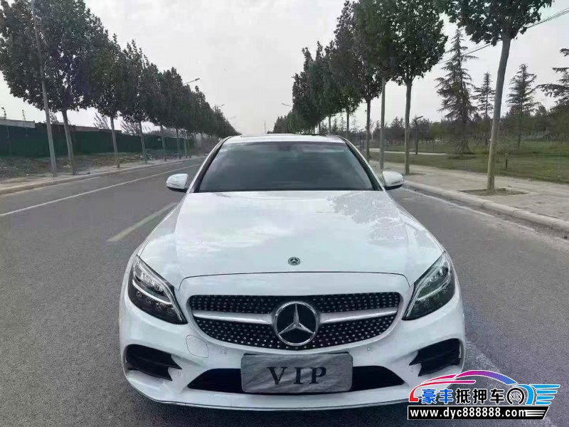 20年奔驰C轿车抵押车出售