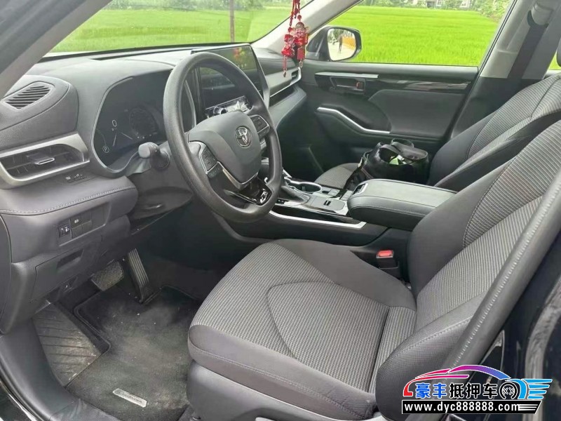 25年丰田汉兰达轿车抵押车出售