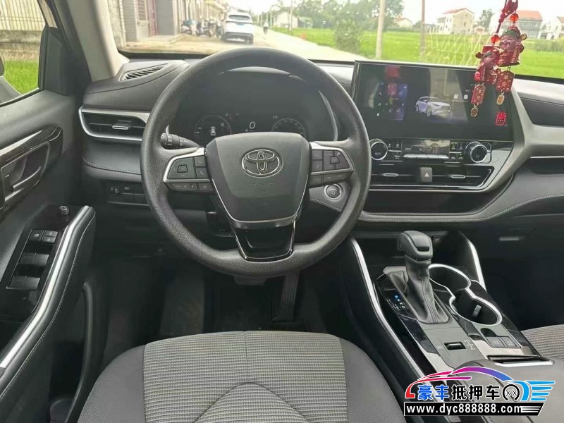 25年丰田汉兰达轿车抵押车出售