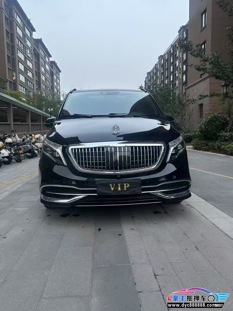 18年奔驰V轿车抵押车出售