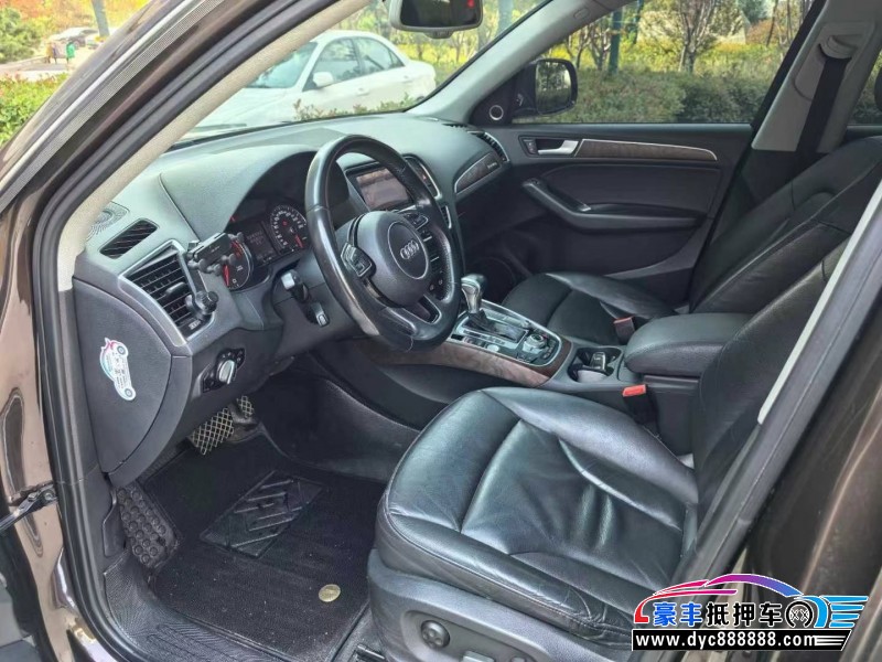 16年奥迪Q5轿车抵押车出售