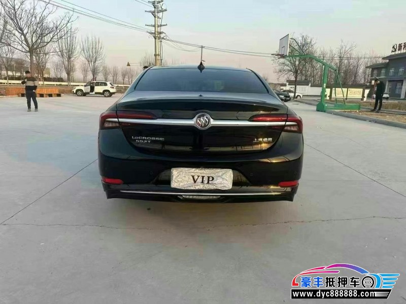 22年别克君越轿车抵押车出售