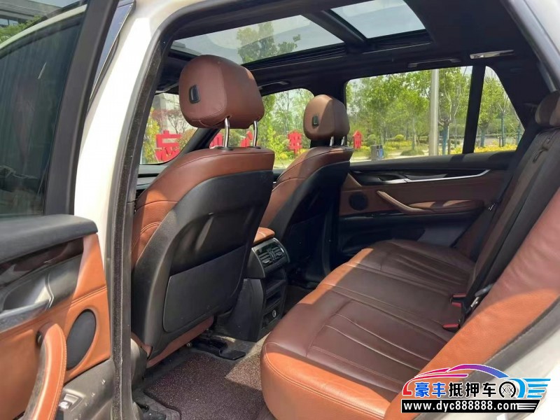 14年宝马X5轿车抵押车出售