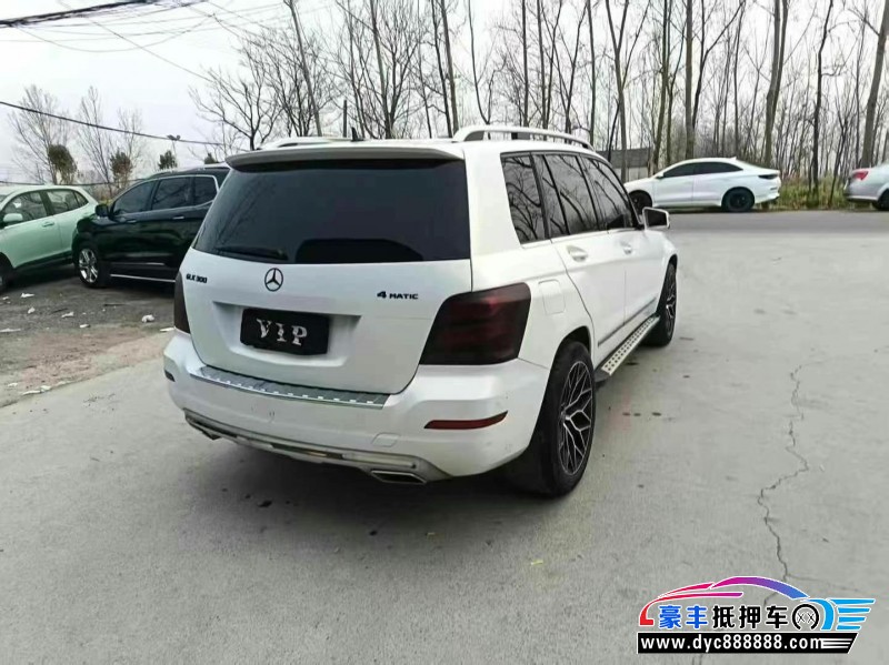 14年奔驰GLK轿车抵押车出售