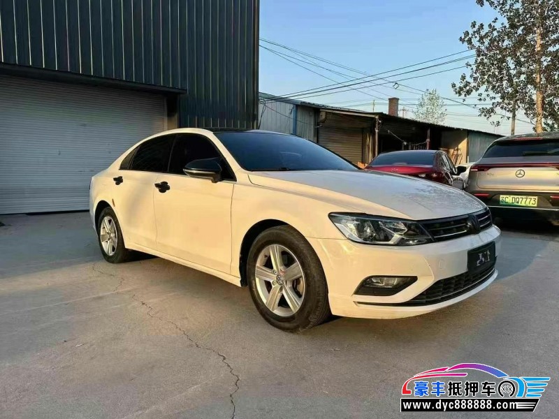 17年大众凌渡轿车抵押车出售