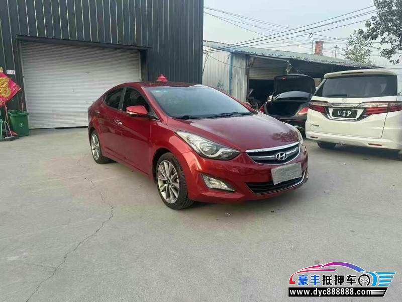 16年现代朗动轿车抵押车出售