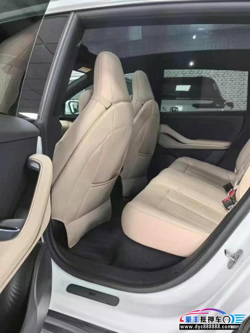 23年蔚来ET5轿车抵押车出售