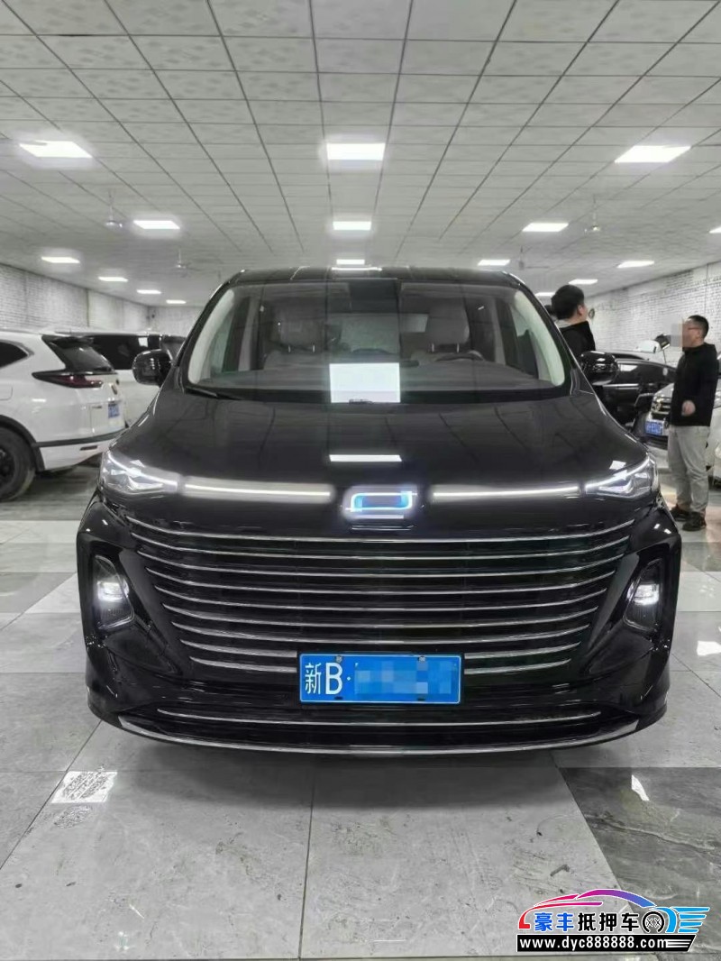 24年奔腾M9轿车抵押车出售