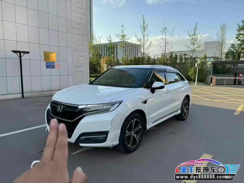 18年本田UR-V轿车抵押车出售