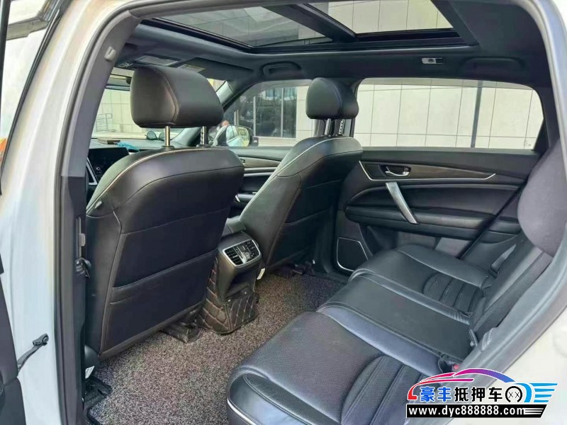 18年本田UR-V轿车抵押车出售