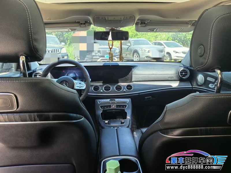 19年奔驰E轿车抵押车出售