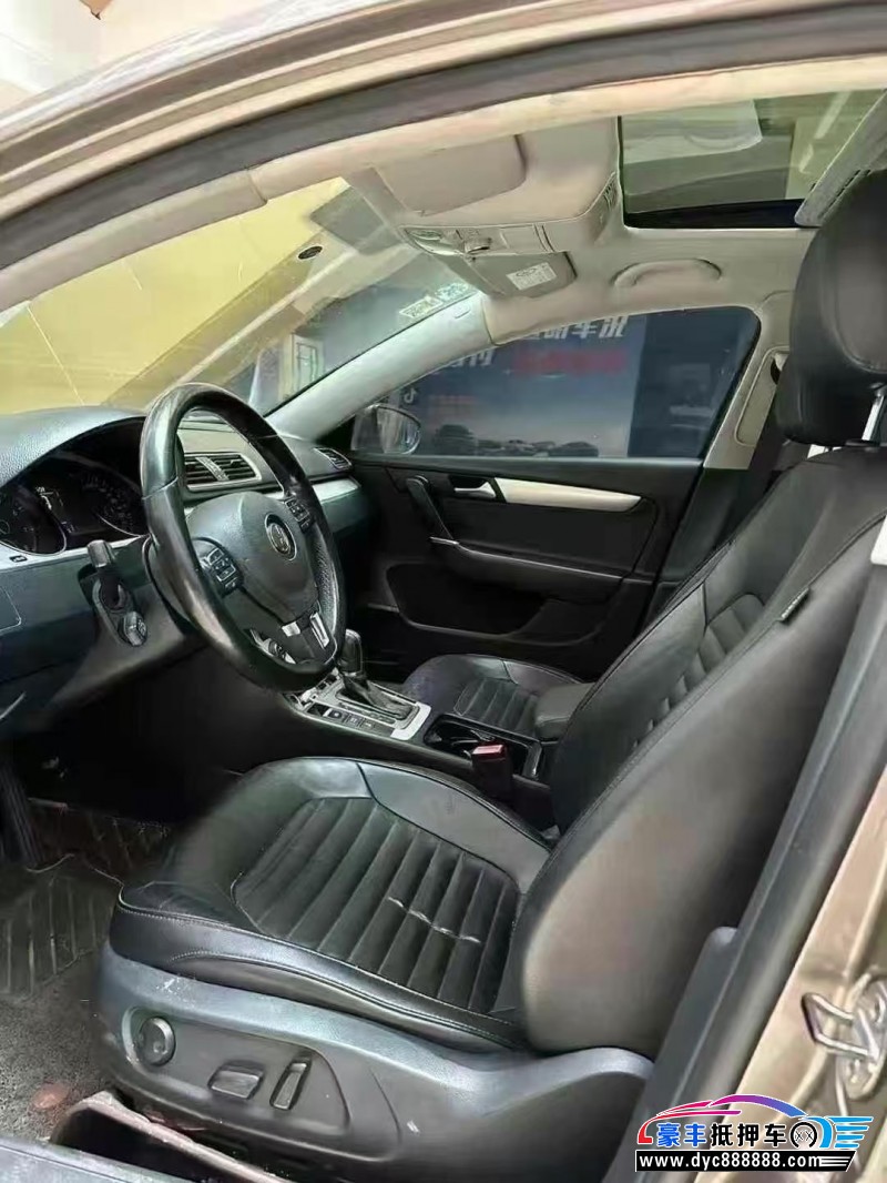 15年大众迈腾轿车抵押车出售