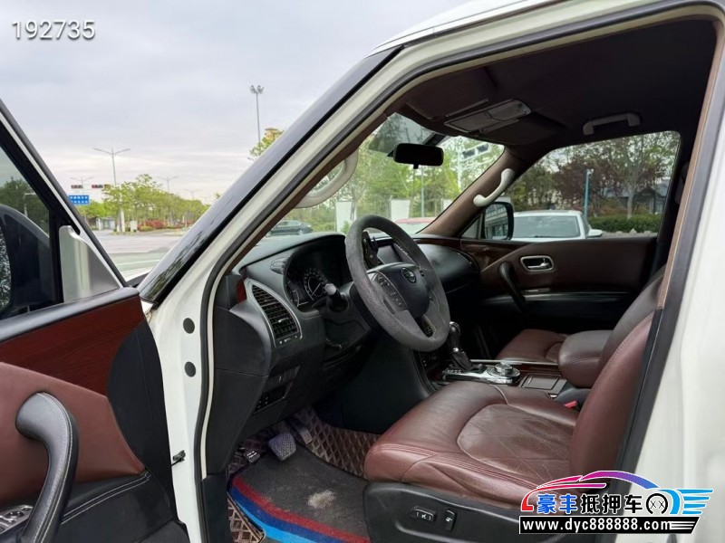 17年日产途乐轿车抵押车出售