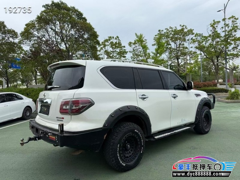 17年日产途乐轿车抵押车出售