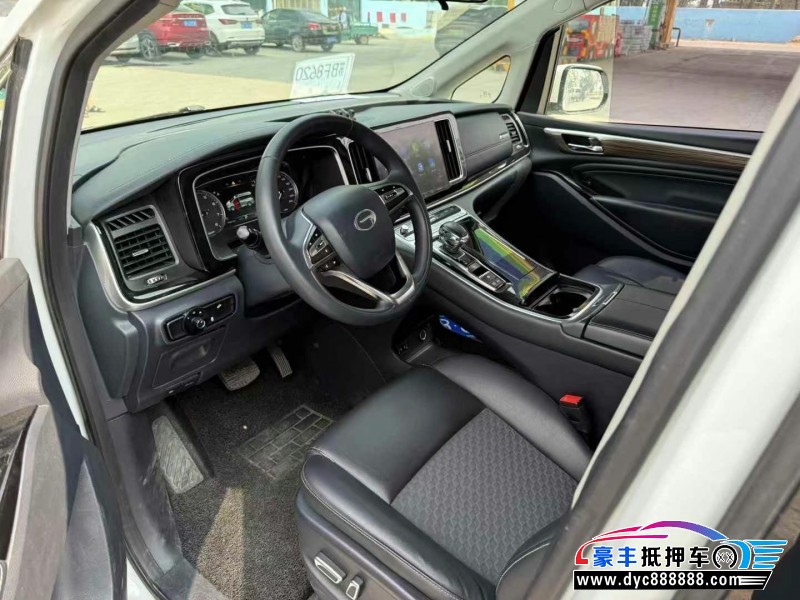 22年传祺M8轿车抵押车出售