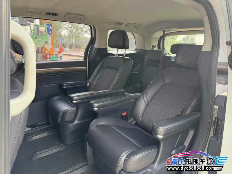 22年传祺M8轿车抵押车出售