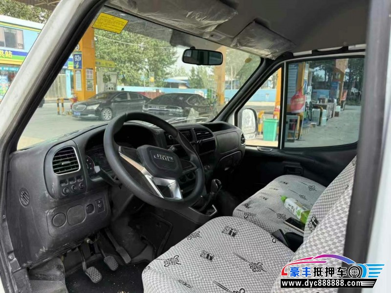 23年江铃特顺轿车抵押车出售