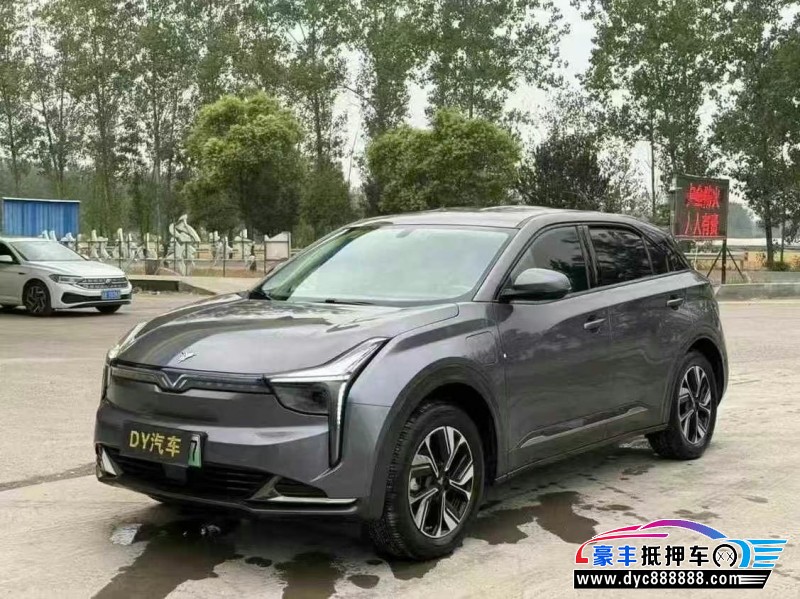 23年哪吒U轿车抵押车出售