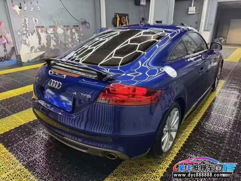 14年奥迪TT轿车抵押车出售