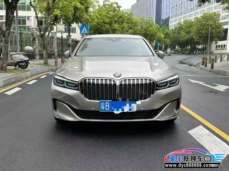 20年宝马7系轿车抵押车出售