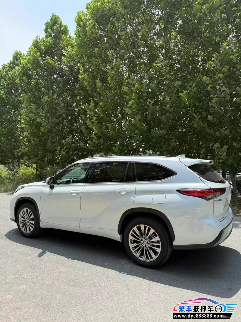 25年丰田汉兰达轿车抵押车出售