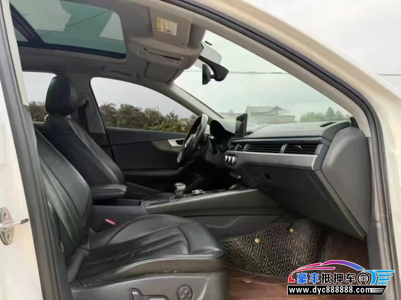 19年奥迪A4L轿车抵押车出售