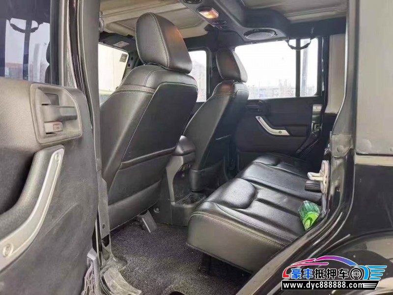 14年Jeep牧马人轿车抵押车出售