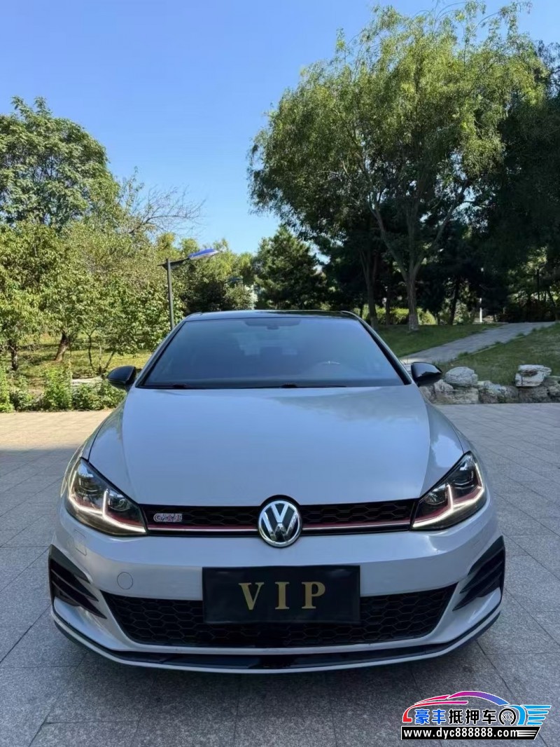 18年大众高尔夫轿车抵押车出售