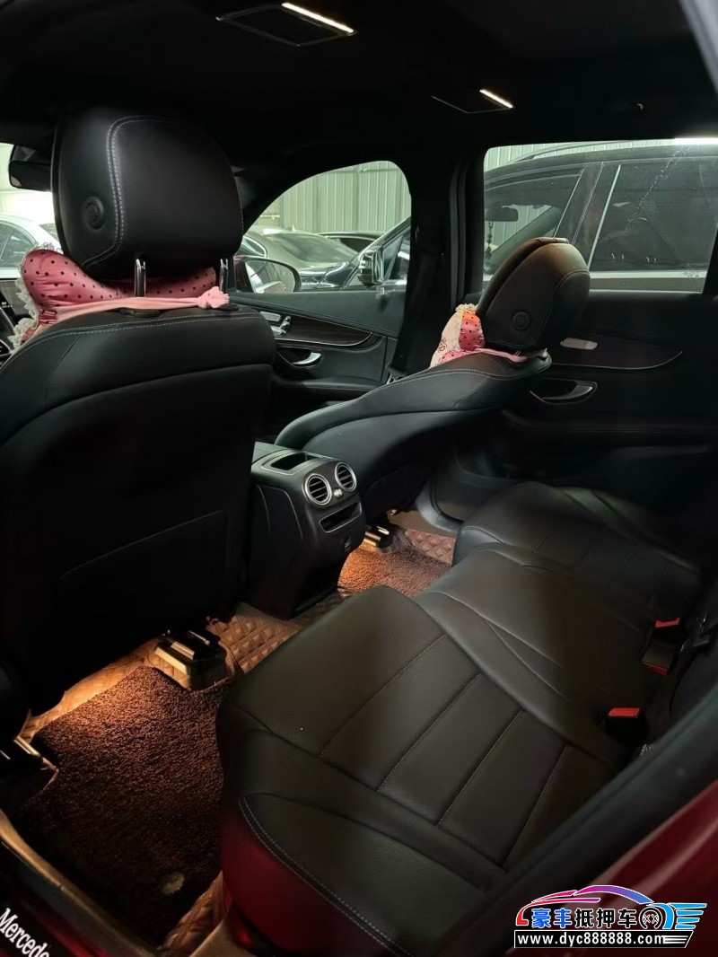 20年奔驰GLC轿车抵押车出售