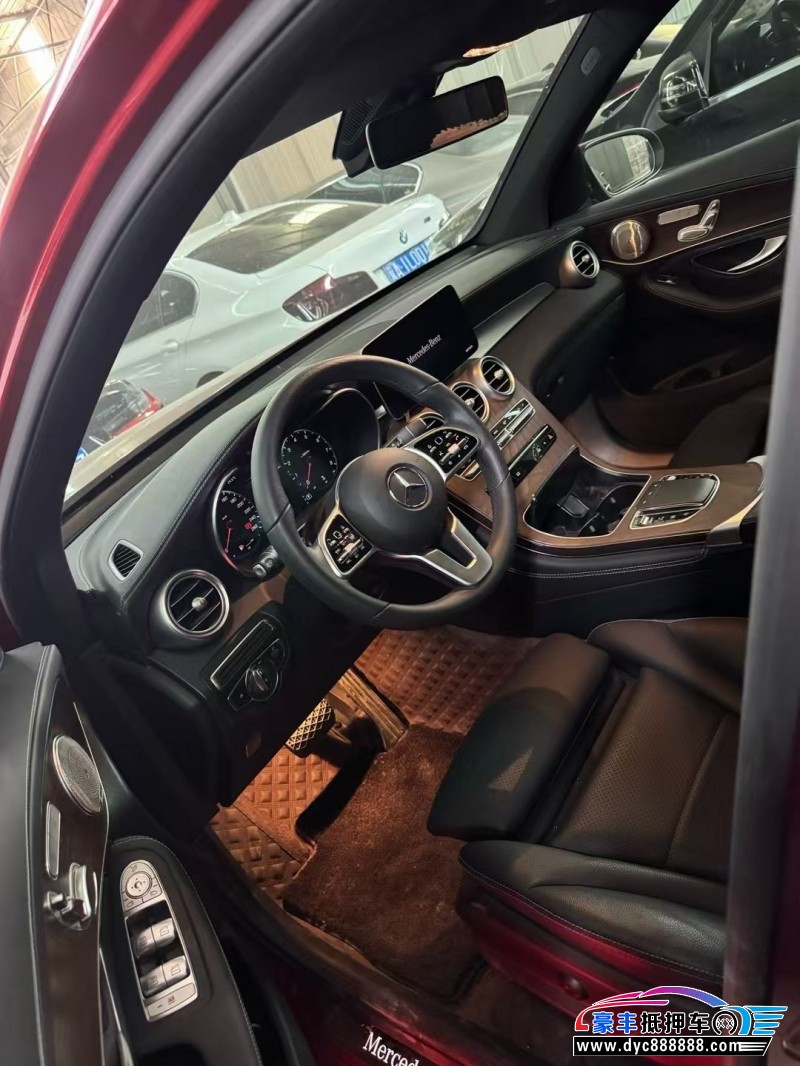 20年奔驰GLC轿车抵押车出售