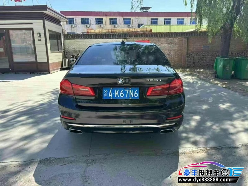 18年宝马5系轿车抵押车出售