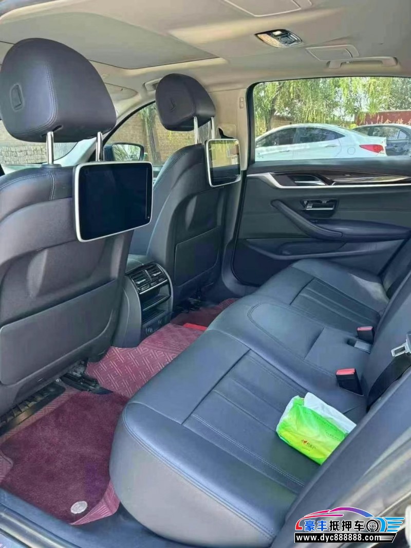 18年宝马5系轿车抵押车出售