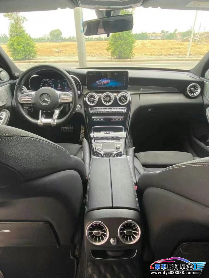 19年奔驰C轿车抵押车出售