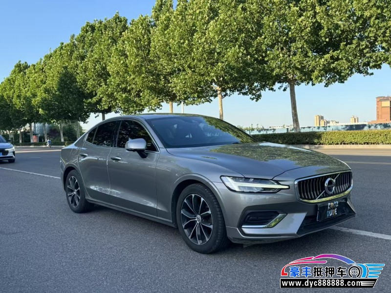 20年沃尔沃S60轿车抵押车出售