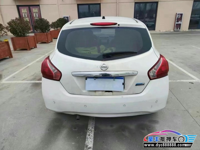 14年日产骐达轿车抵押车出售