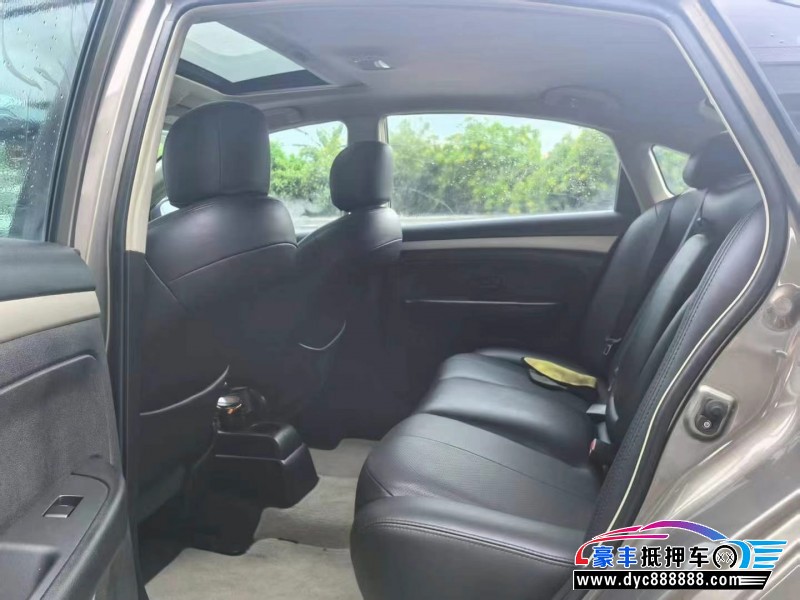 19年日产轩逸轿车抵押车出售