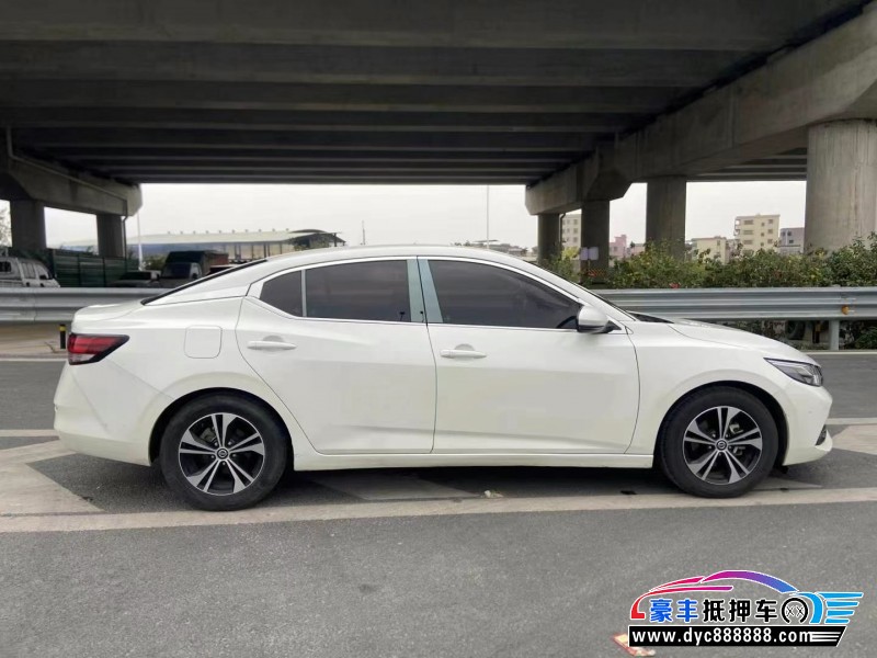 20年日产轩逸轿车抵押车出售