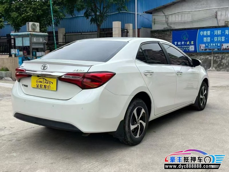 18年丰田雷凌轿车抵押车出售