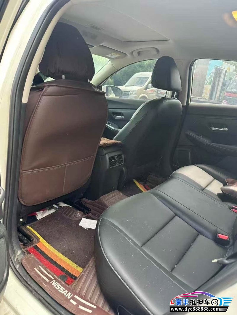 21年日产轩逸轿车抵押车出售