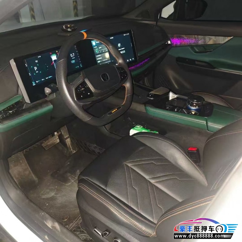 23年长安长安UNI轿车抵押车出售