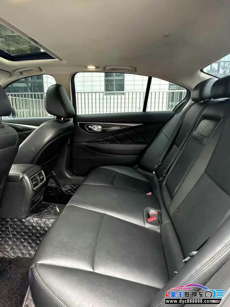 17年英菲尼迪Q50L轿车抵押车出售