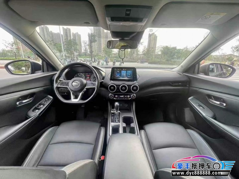 20年日产轩逸轿车抵押车出售