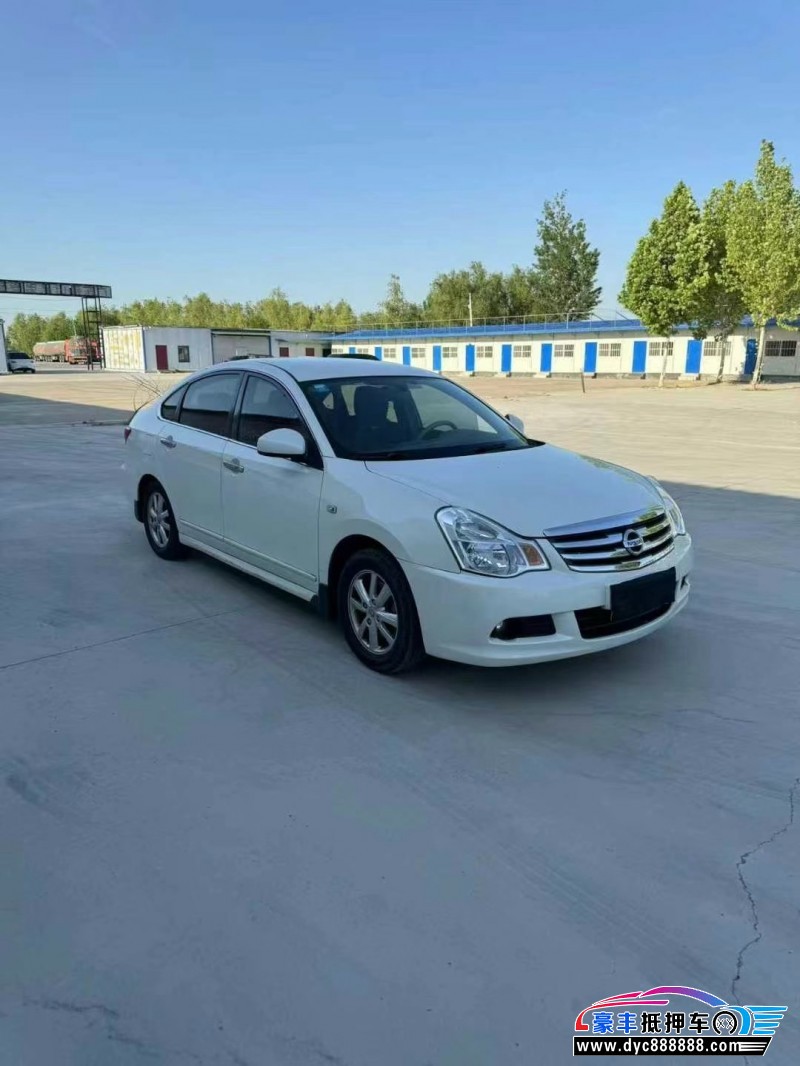 16年日产轩逸轿车抵押车出售