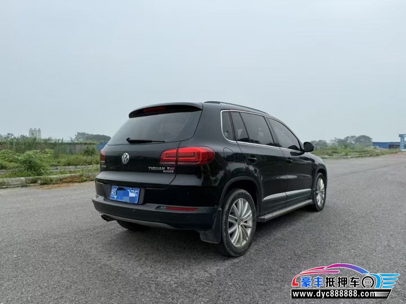 14年大众途观轿车抵押车出售