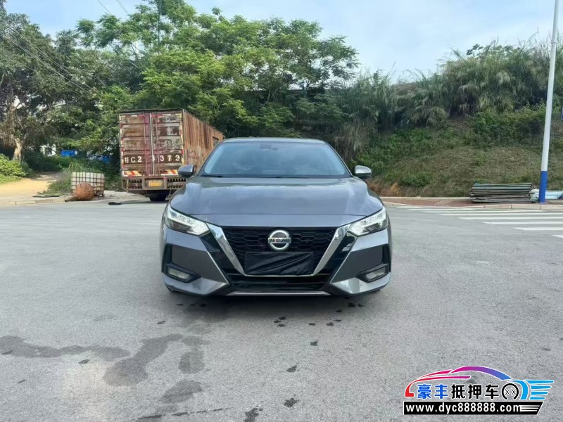 22年日产轩逸轿车抵押车出售