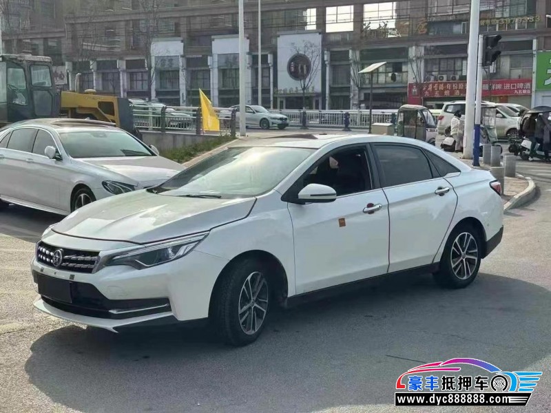 19年启辰D60轿车抵押车出售