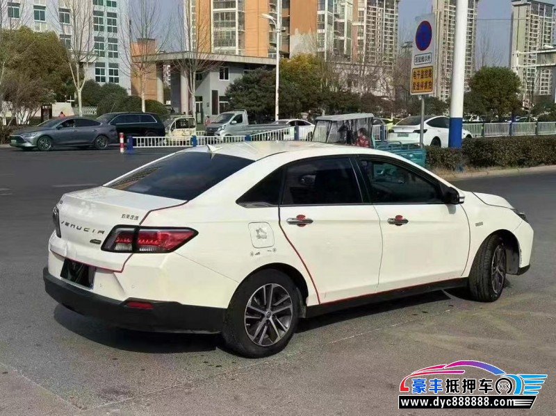 19年启辰D60轿车抵押车出售