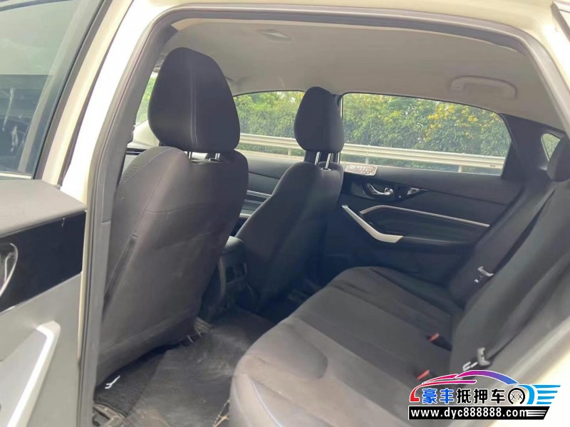 23年启辰D60轿车抵押车出售